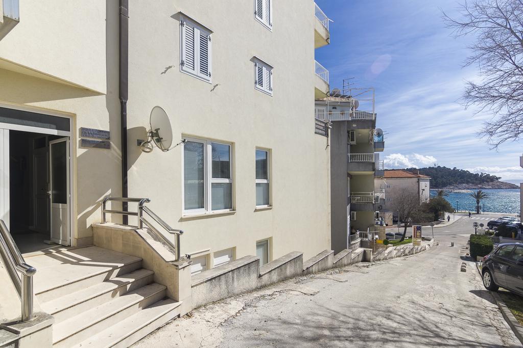 Apartment Jelas Makarska Exterior photo