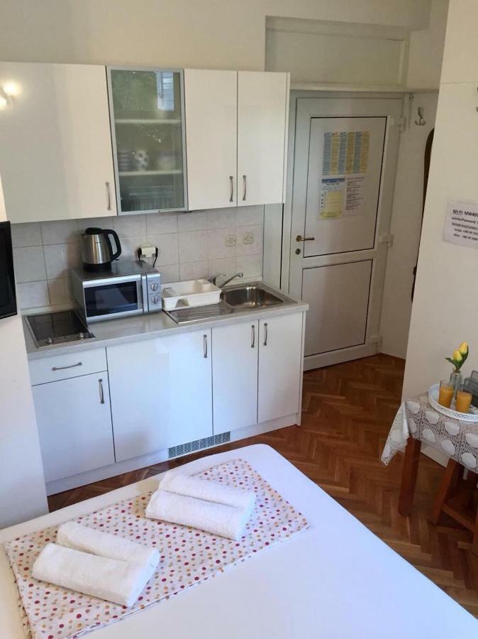 Apartment Jelas Makarska Exterior photo