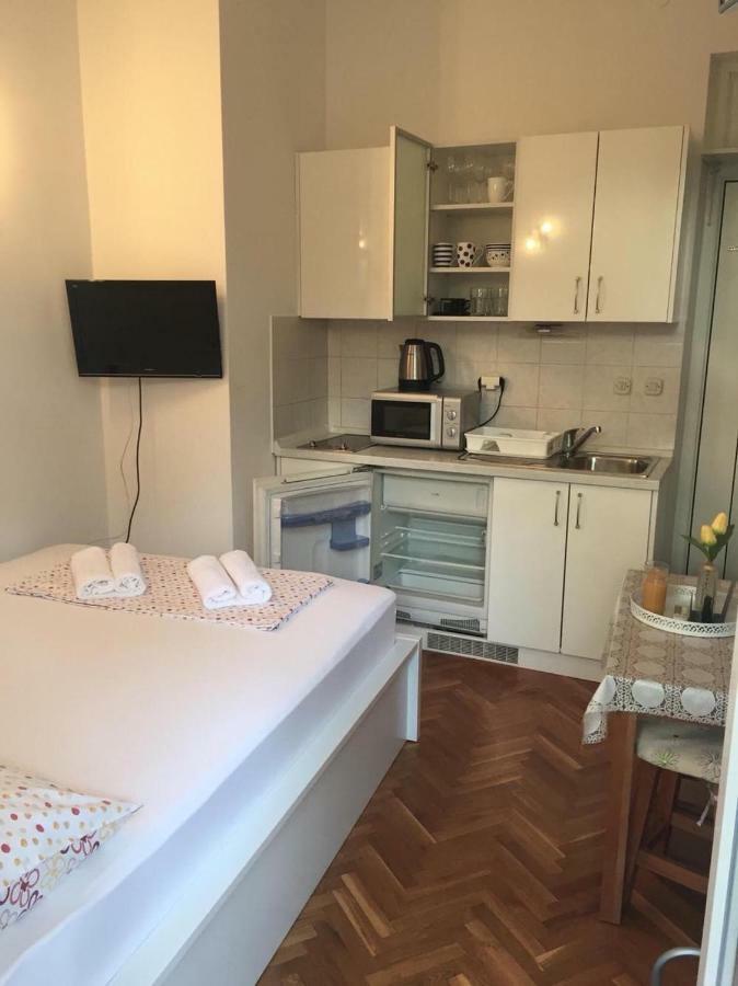Apartment Jelas Makarska Exterior photo